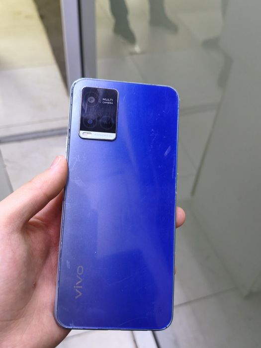 Продаю Vivo Y 21