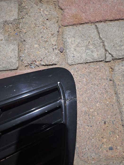 Продам решотку радиатора от мерседеса