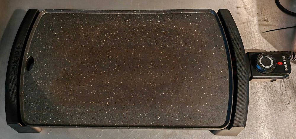 Незалепваща каменна скара TAURUS GALEXIA ELEGANCE STONE 2500W, 47х29см