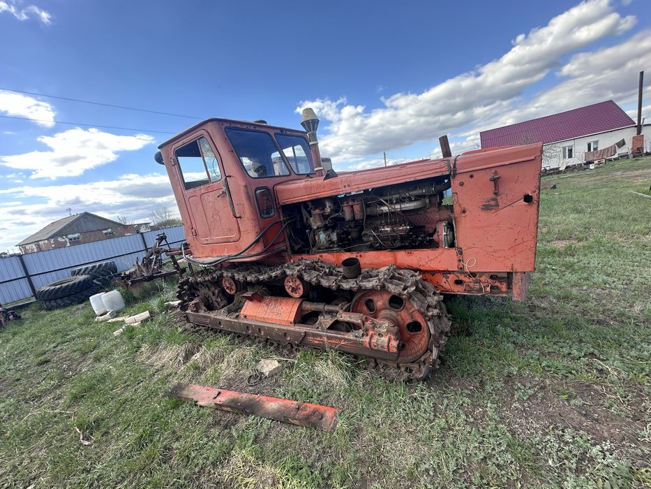 Продам трактор т-4