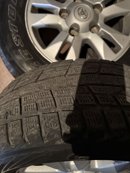 Продам диски с резиной 100, 200 в сборе