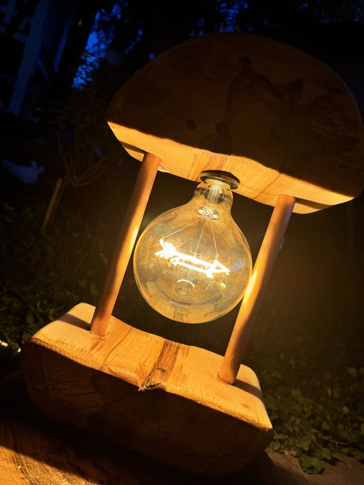 Veioza din lemn/hand-made