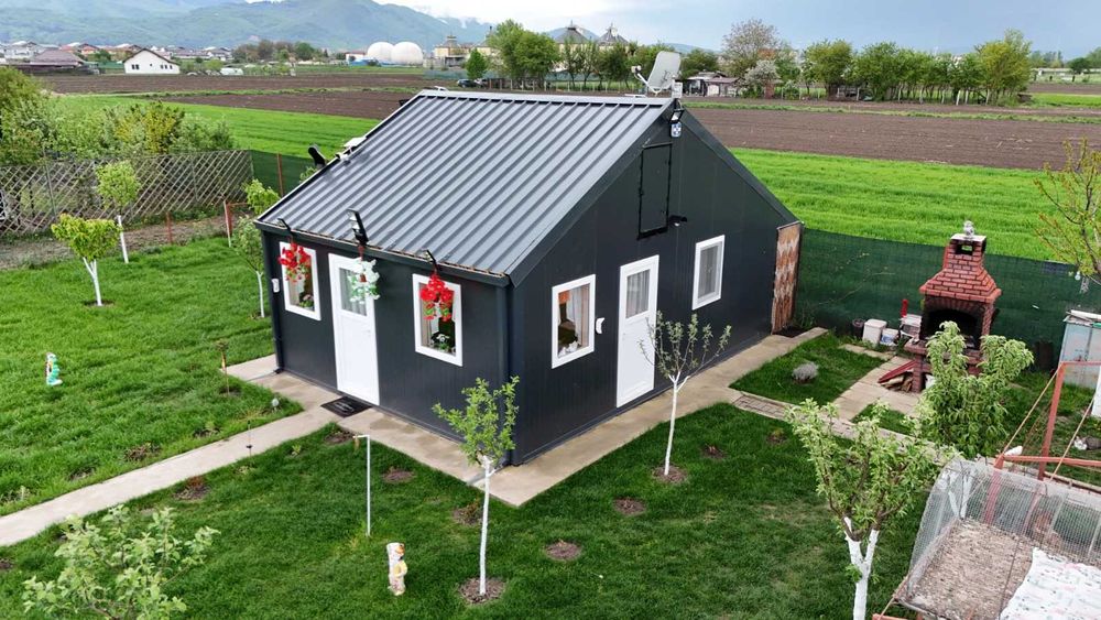 Panouri Sandwich Termoizolante | Case Structuri Metal Hale Containere