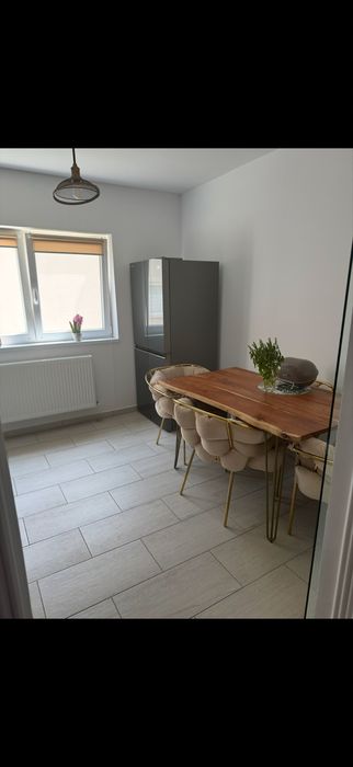 Apartament cu 2 camere, mobilat, cu balcon de 10 mp și parcare inclusă – Cartierul Arhitecților, Cisnădie