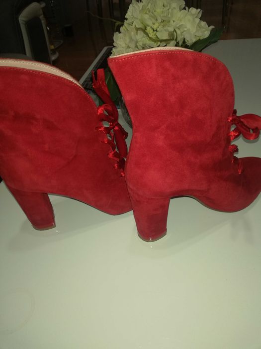 Дамски боти естествен велур BIANKI