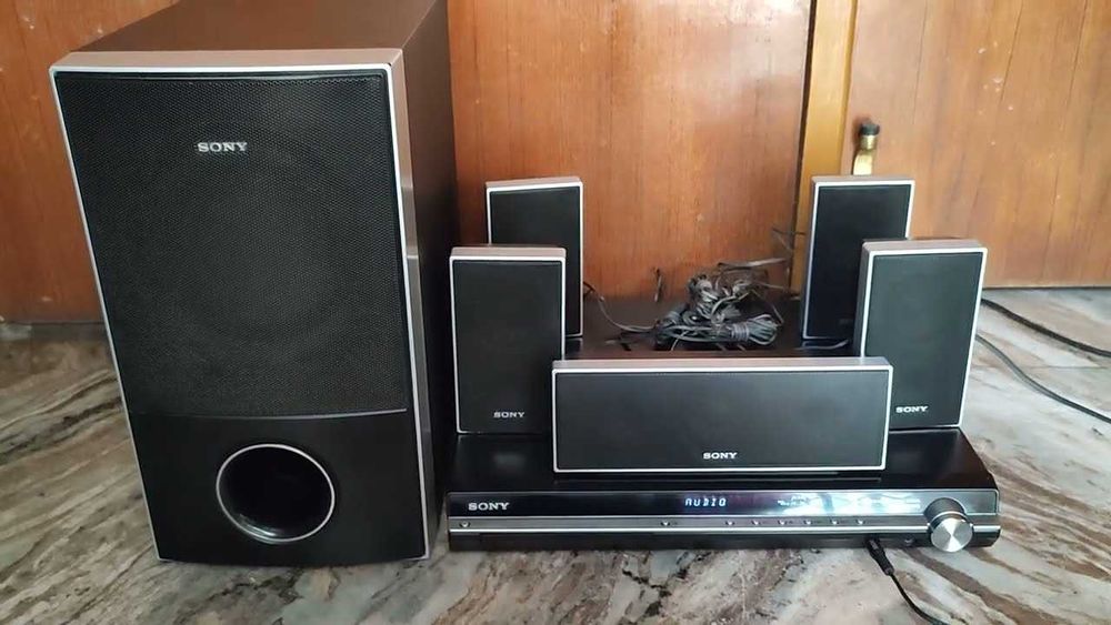 Домашний кинотеатр SONY DAV-DZ151 5.1