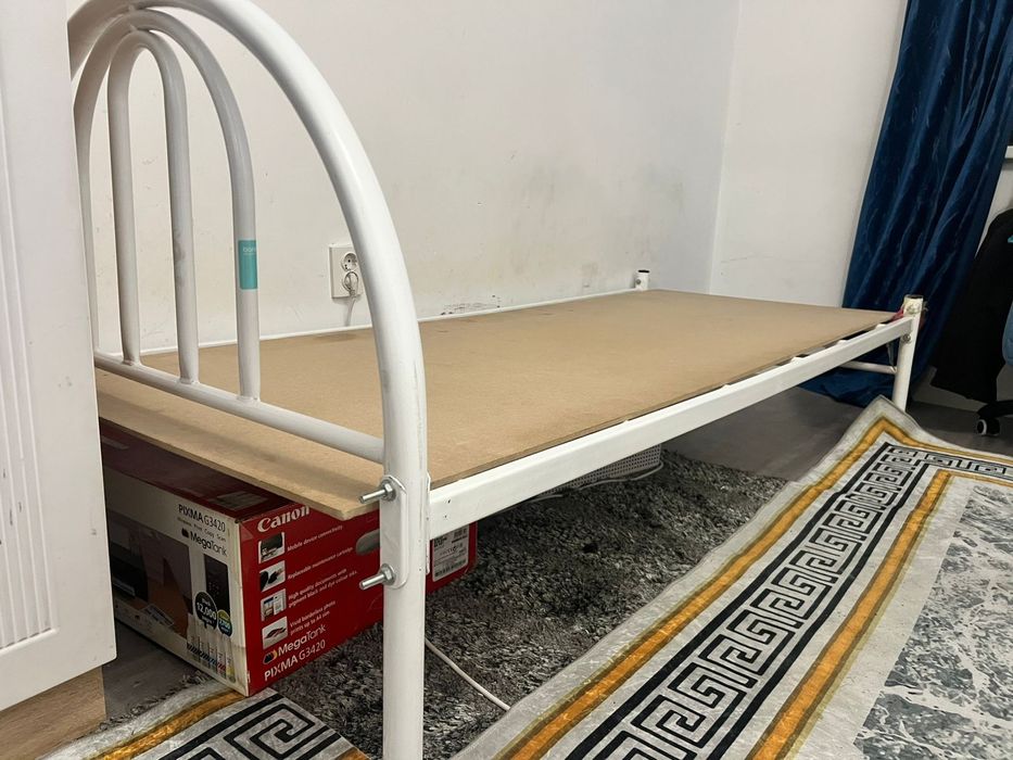 Кровать односпальная