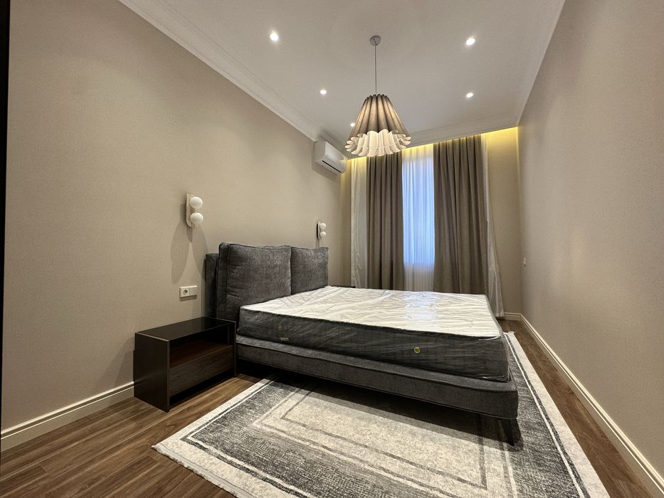 Продам 4х ком / London ЖК / стадион Старт / ул. Новомоковская