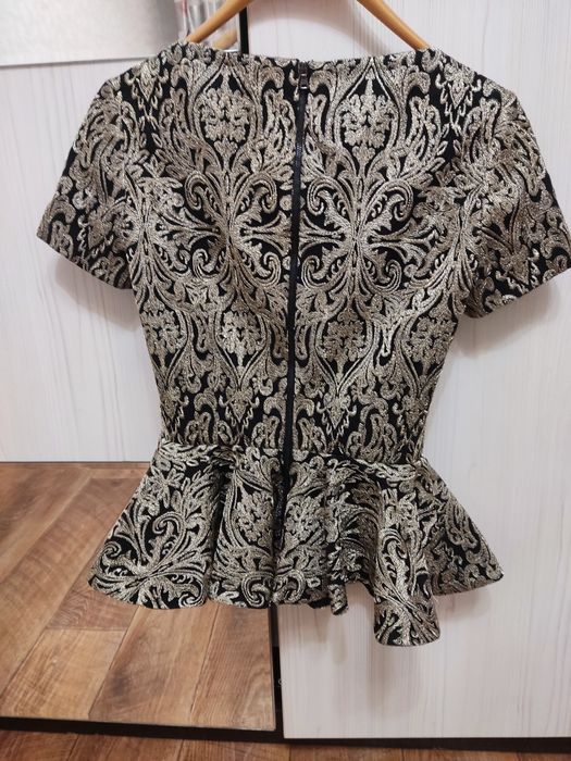 Продам  Isabel Garcia нарядную блузку