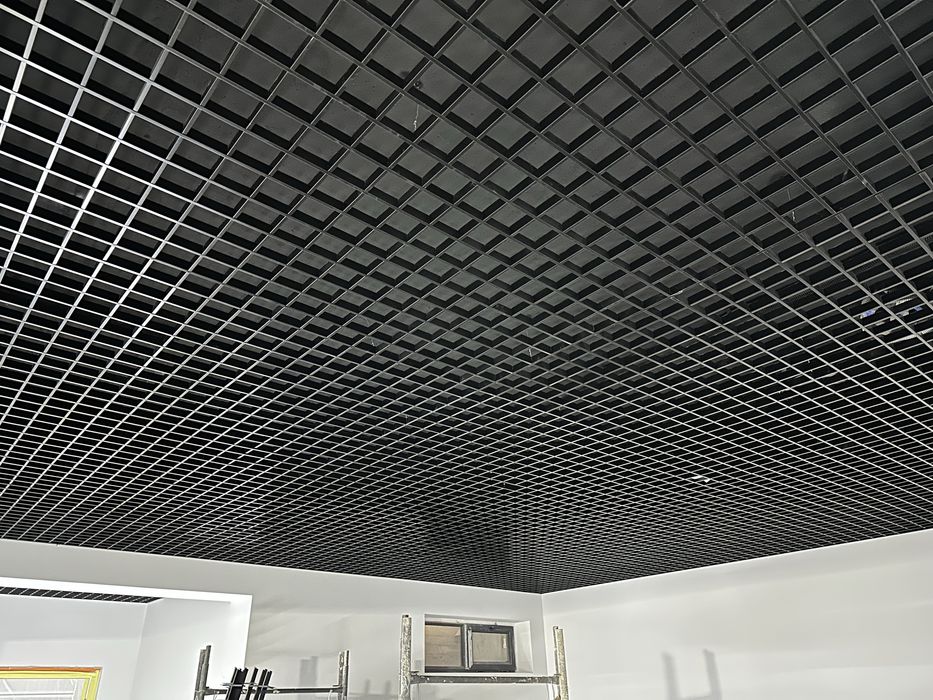 Подвесной потолок Грильято Реечный Армстронг металлический потолки