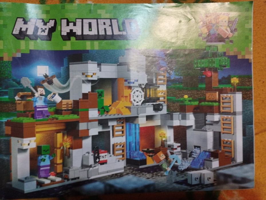 Продам конструктор Лего