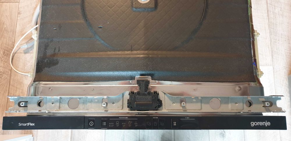 Вградена съдомиялна машина Gorenje GV64161 за части или ремонт