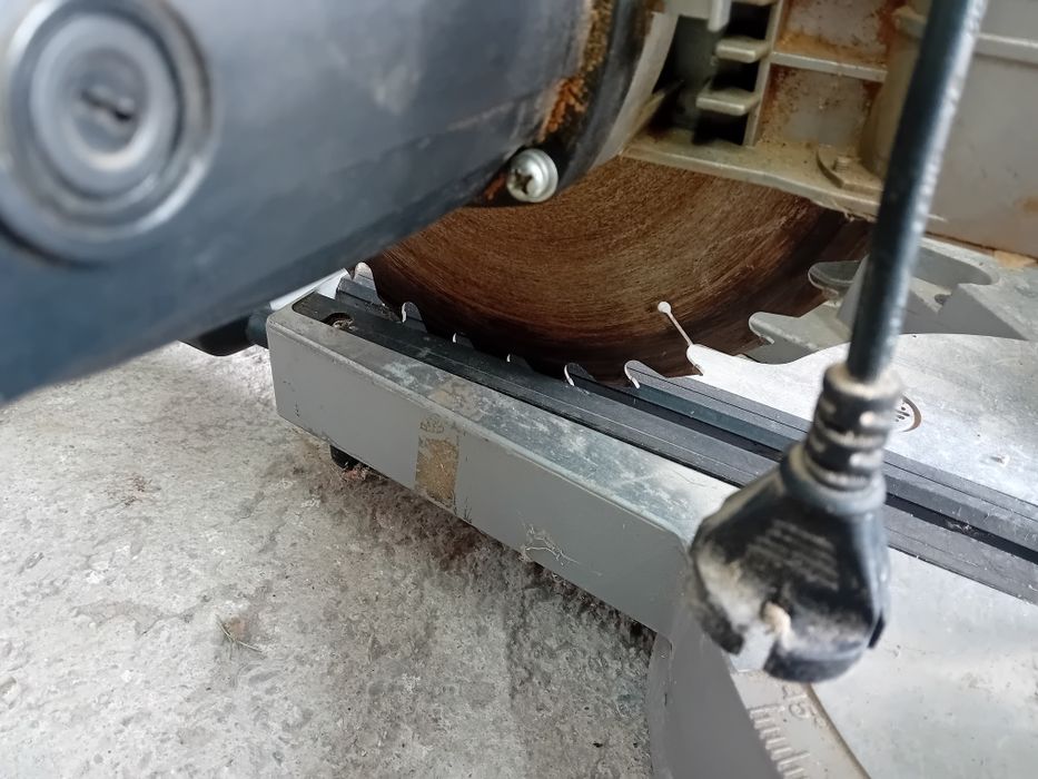 Fierastrau unghiular  Woodstar sl 10 u