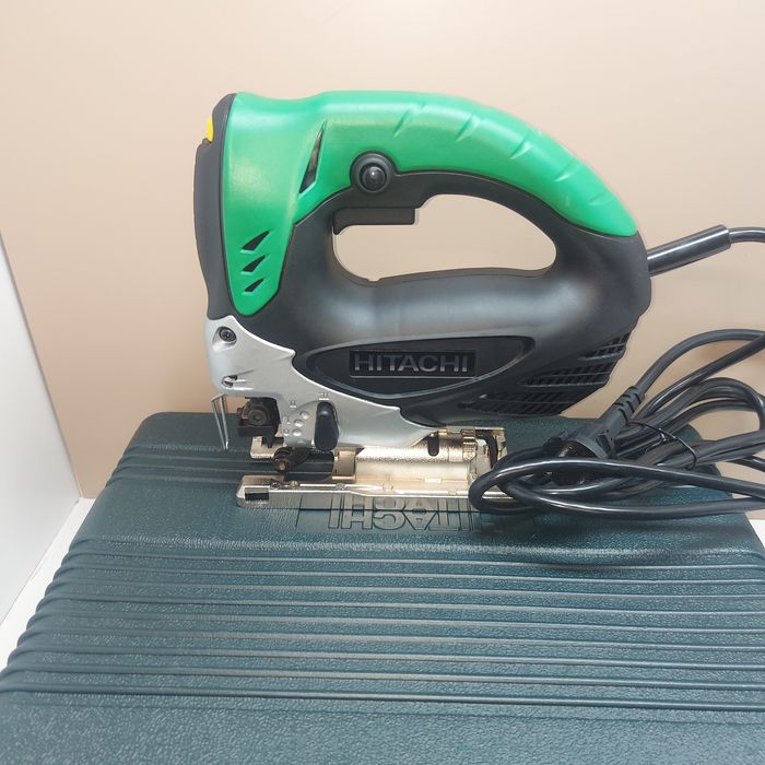 Електрически прободен трион(зеге) Hitachi / Hikoki 705W CJ90VST Eco