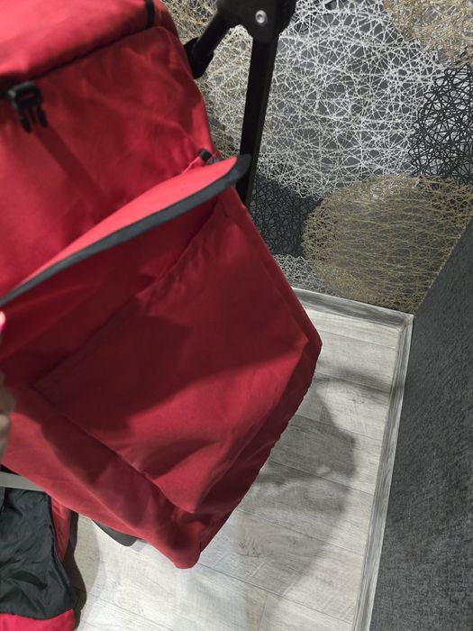 Продаю детскую коляску