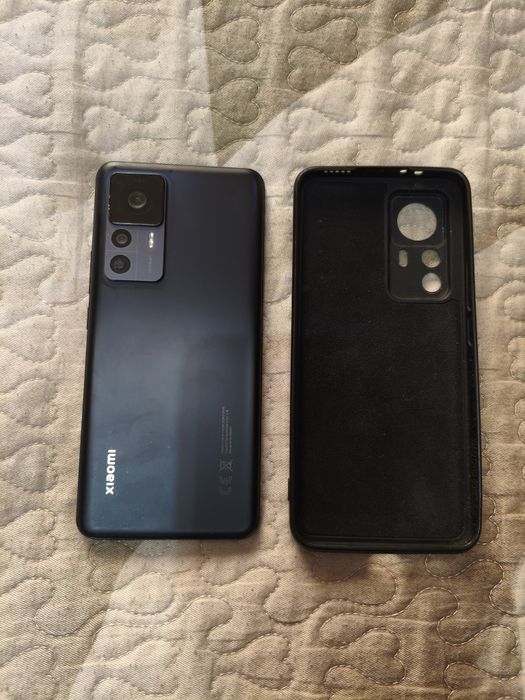 Продам Xiaomi 12T pro  8/256 gb