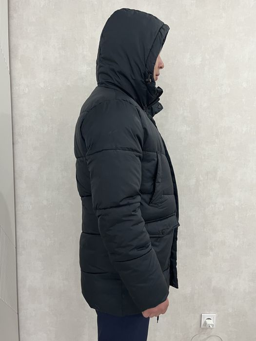 Продам куртку Armani EA7