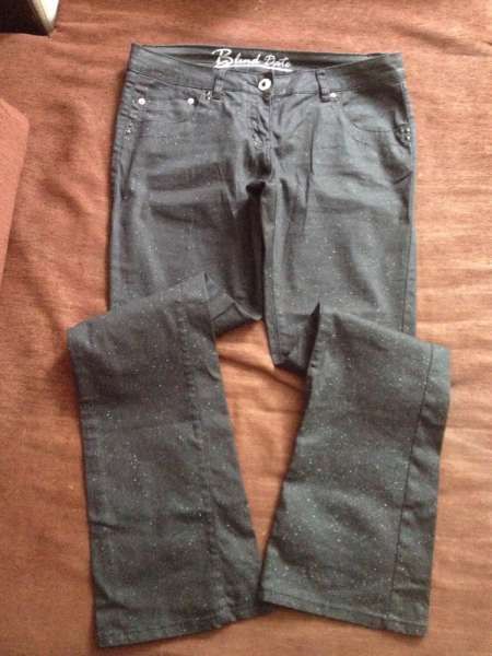 Дънки 2 бр. и риза подарък