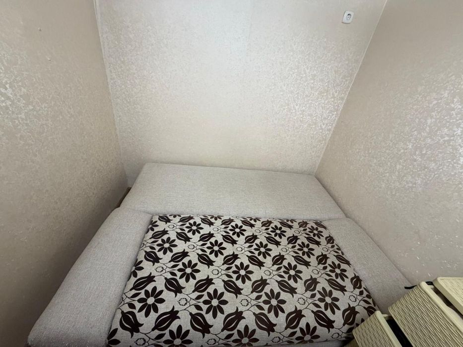 Продам диван-тахту