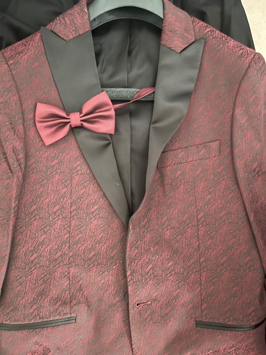 Чисто нов костюм Teodor XS