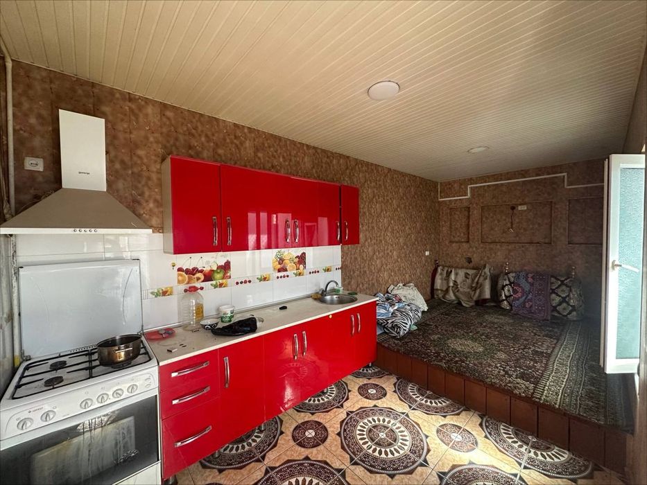 Olmazor hovli 2.1 sotix 7 ta xona