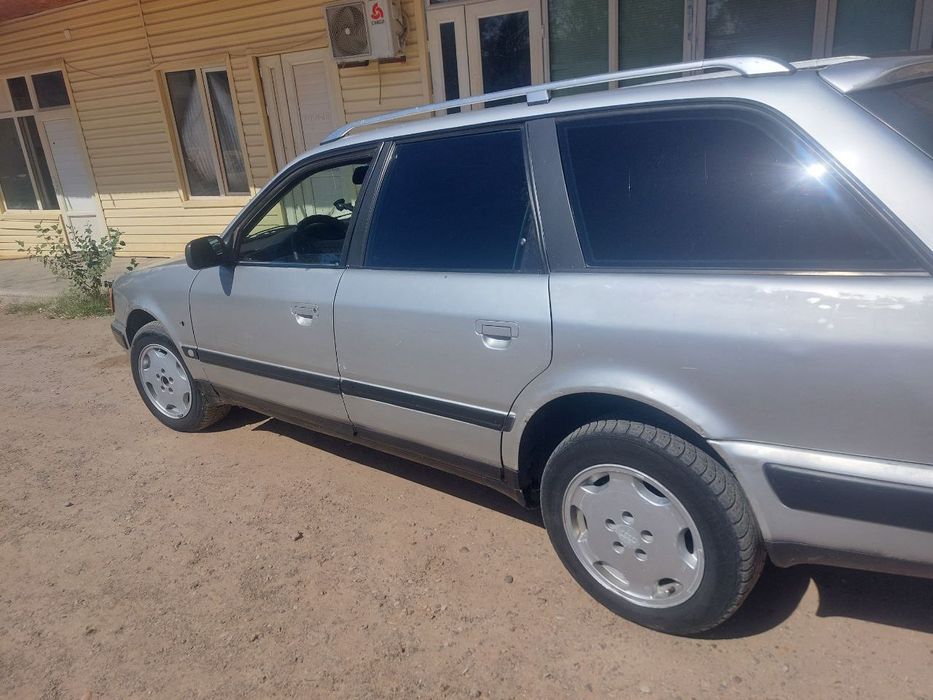 Audi c4 универсаль