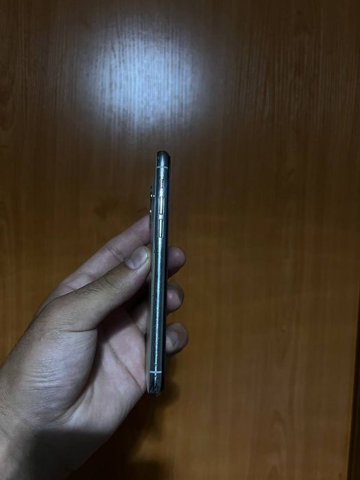 IPhone 11 pro telefoni
