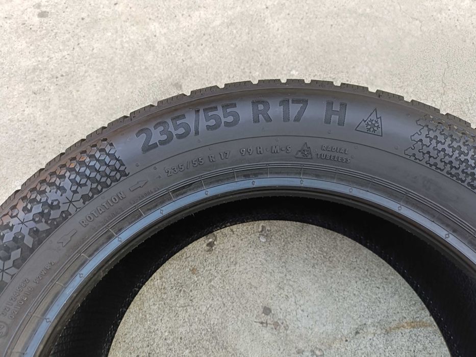 Doua anvelope iarna 235 55 17 continental wintercontact TS 870P profil 8,5 mm