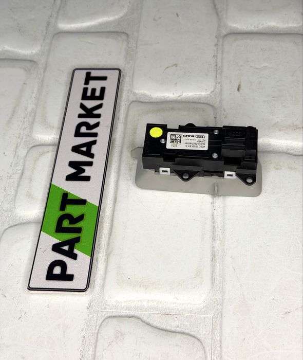 Копче бутон за шибедах AUDI A6 A7 C7 4G 4G0959613