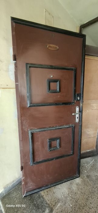 Входна метална врата 190/80