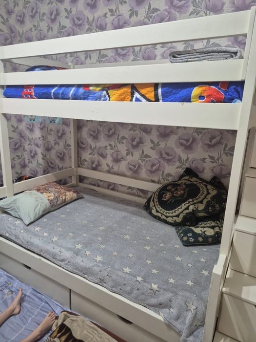 Продается 2 х ярусная кровать