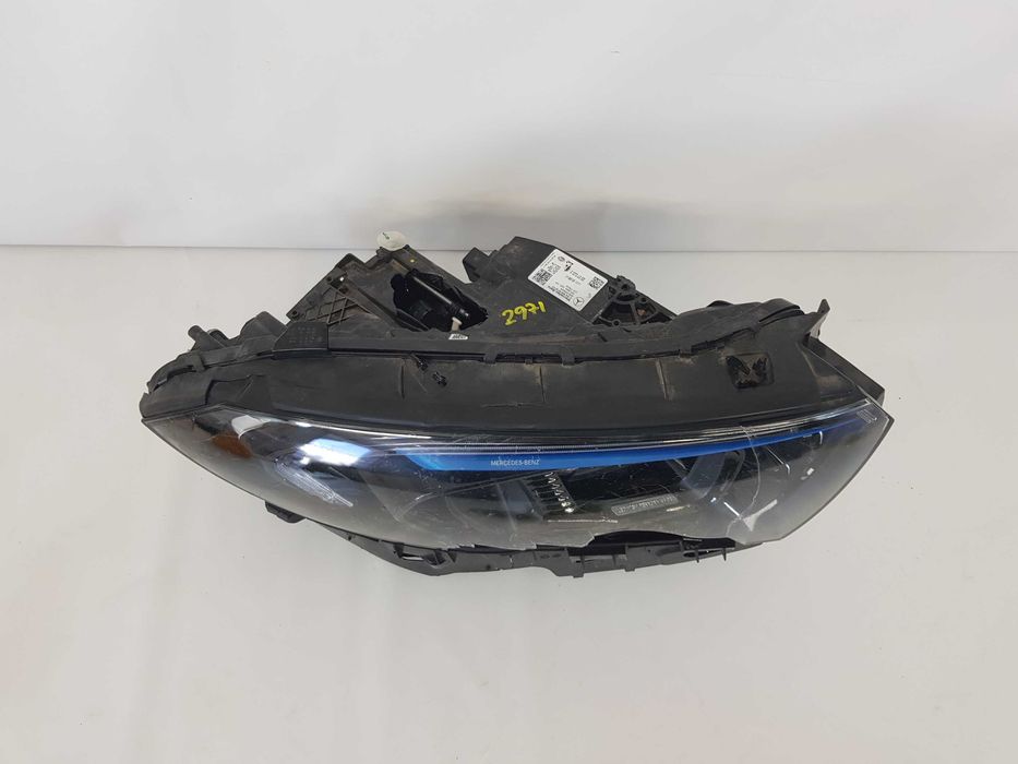 Far dreapta full led Mercedes EQB X243 dupa 2021