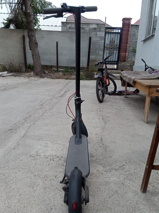 Продам электросамокат