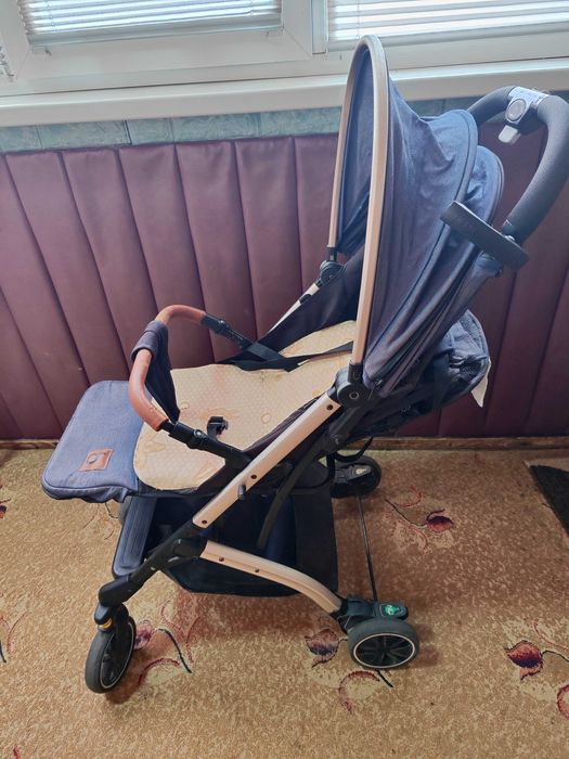 Коляска для детей