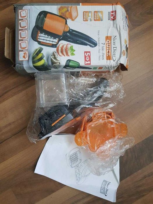 5 în 1 Dispozitiv de sectionare rapida fructe si legume. Nou ambalat