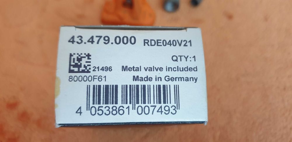 Senzori presiune roti model RDE040V21 made in Germany