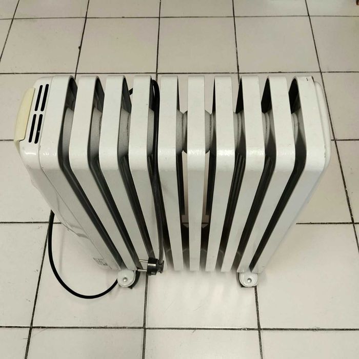 Маслен радиатор TESY CC-2510 E05 R – добро състояние