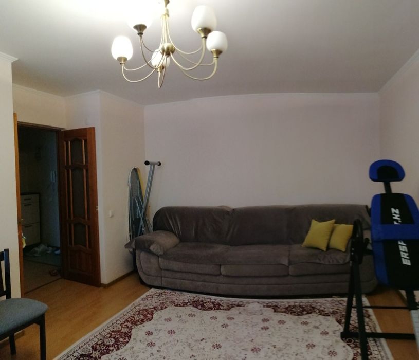 Продам 2 ком квартиру в центре города