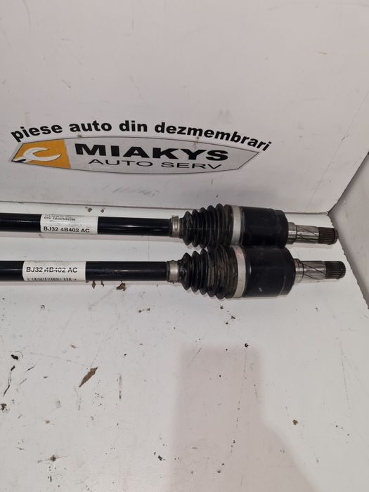 Planetara stânga sau dreapta spate Range Rover Evoque cod BJ324B402 AC / an 2011-2017