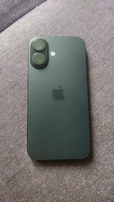 обменяю 16 айфон