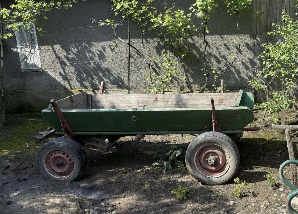 Aceasta caruta este de vanzare