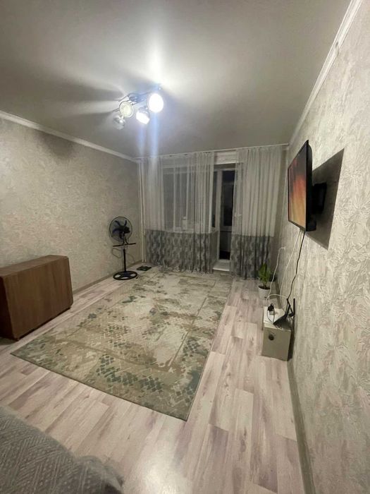 продам двух-комнатную квартиру