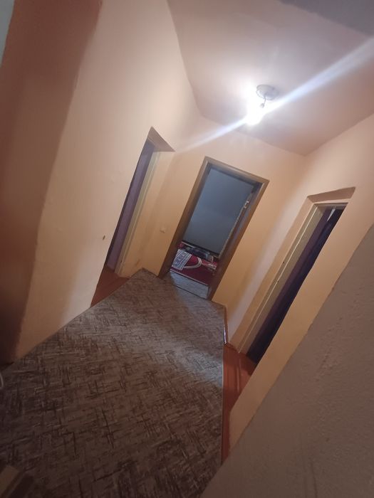 Срочно продам дом из семи комнат