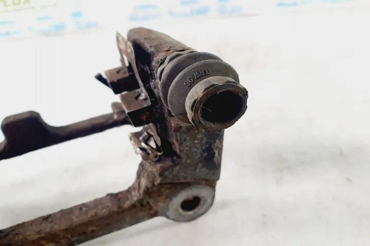 Etrier dreapta spate Audi A4 allroad B8/8K (2009 - 2011)