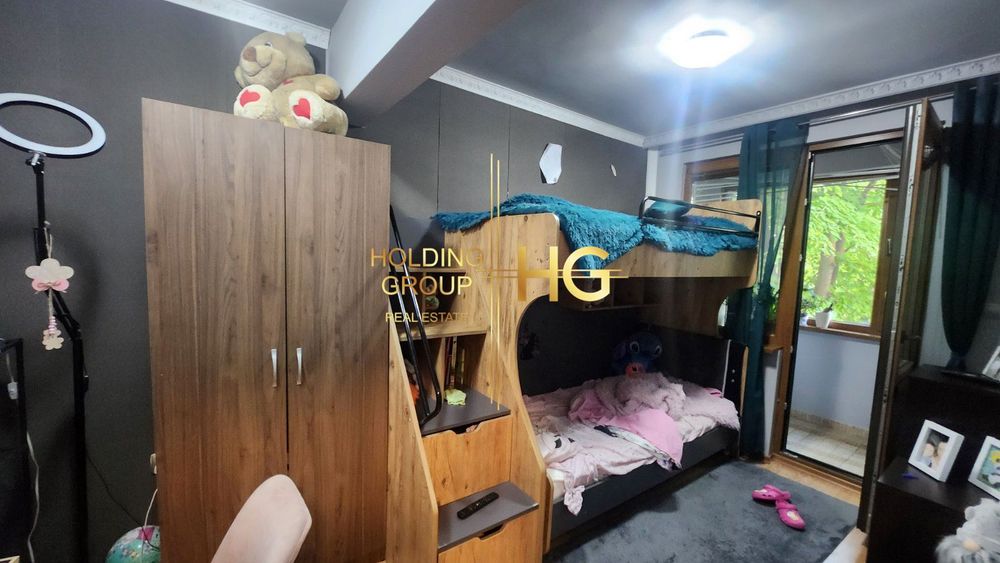 Тристаен до Гранд мол Варна