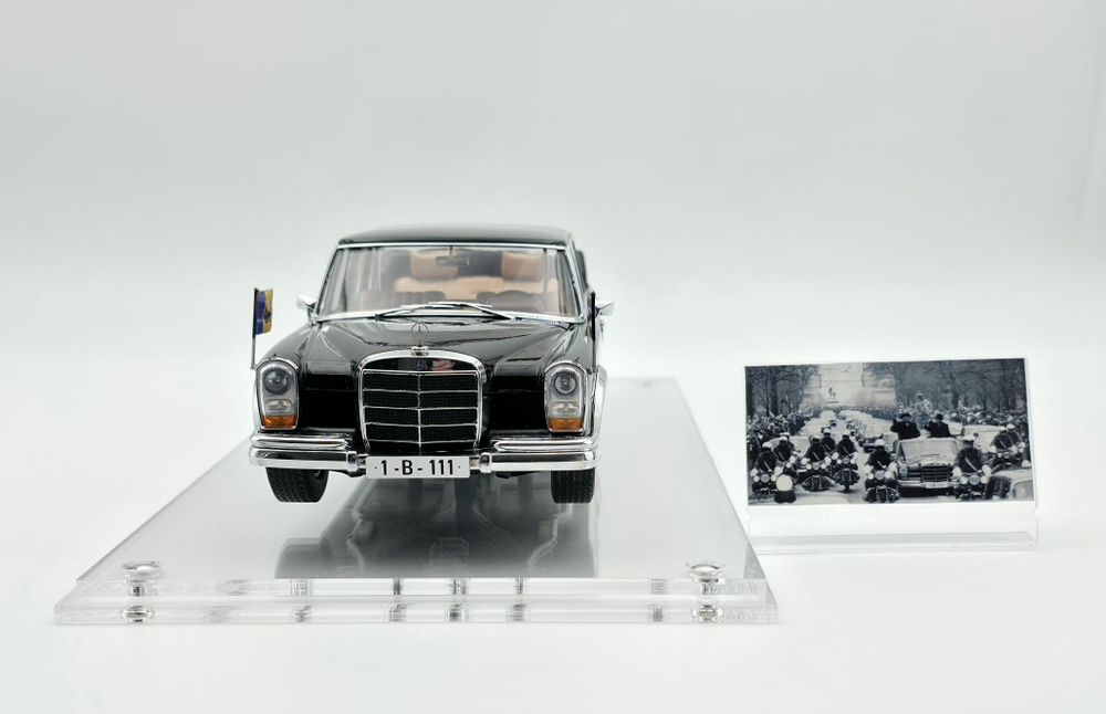 Macheta Mercedes‑Benz 600 W100 Landaulet 1:18 Ceausescu’s Car