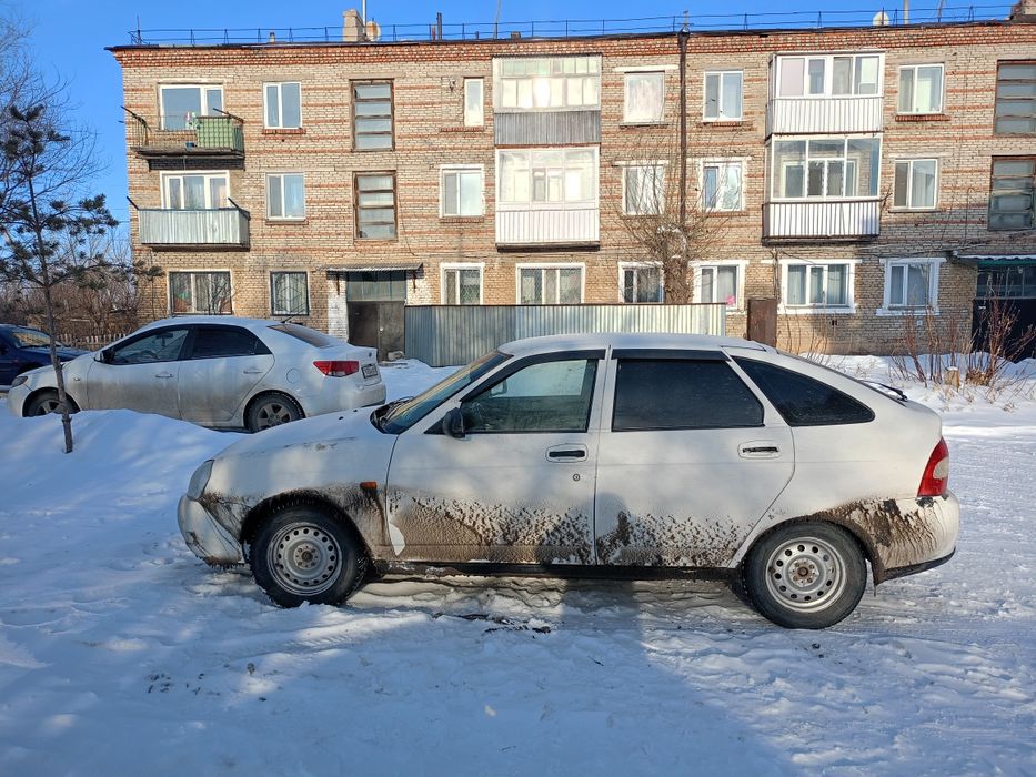 Продам приору 2011