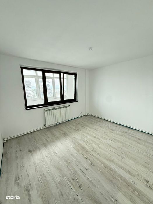 2 DECOMANDATE renovat, luminos, Orizont