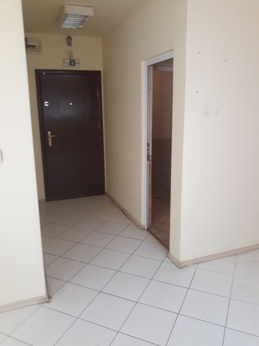 Дава се под наем Офис в Шумен, Център - 45 кв.м за 306 € - Снимка #2