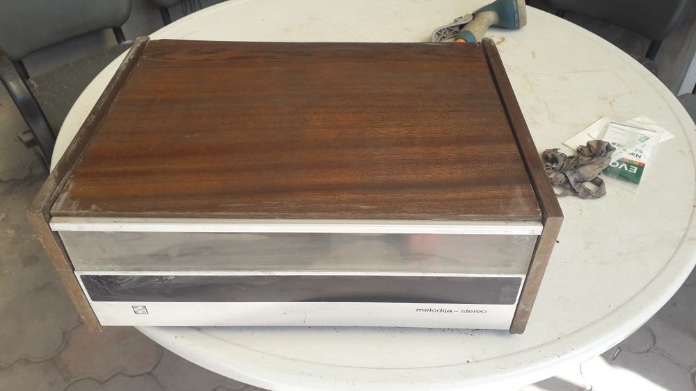 Продаётся проигрыватели СССР